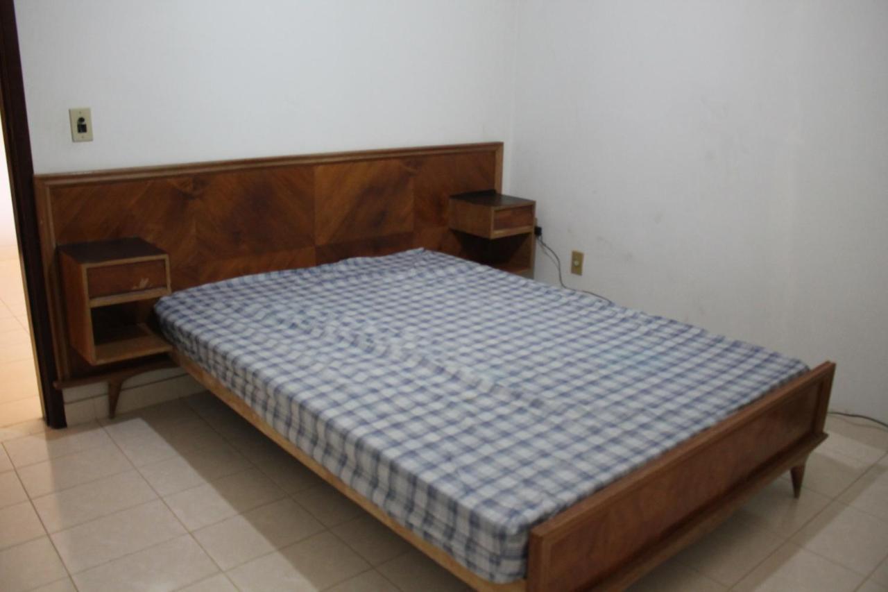 Casa Muito Espacosa Privativa Com Piscina, Churrasqueira E Area Gourmet Araruama Eksteriør billede